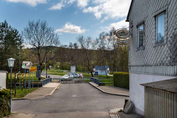 Grenzbergang whrend der Coronakrise 2020 in Deutschneudorf, Sachsen